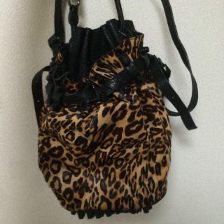Alexander Wang（レオパード ・ ショルダーバッグ）のフリマアイテム一覧