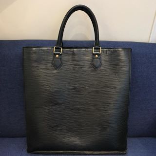 LOUIS VUITTON（トートバッグ）のフリマアイテム一覧