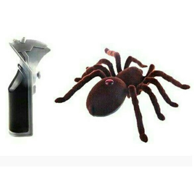 ラジコン タランチュラ&ネズミ セットの通販 by ファントムハイブ shop