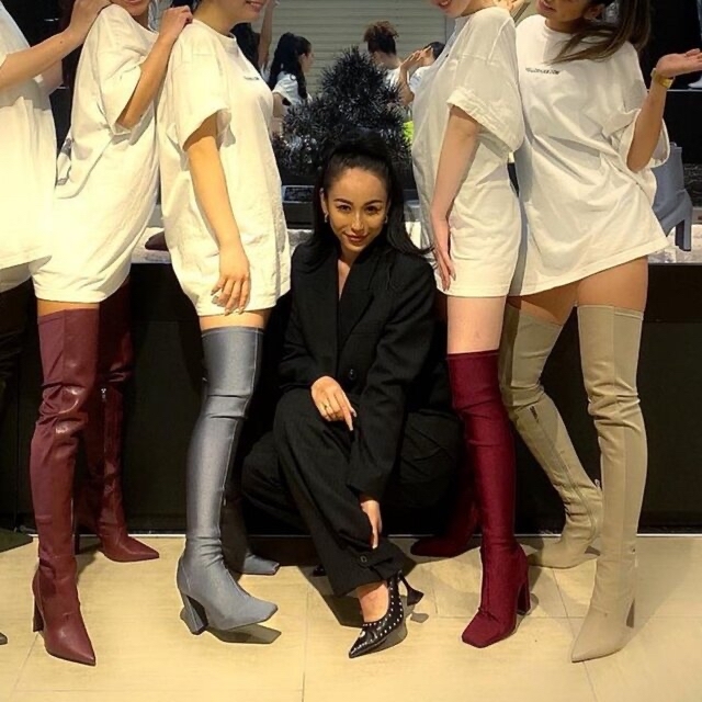 新品 YELLO HOT COCOA LONG ニーハイブーツ Lサイズの通販 by kira