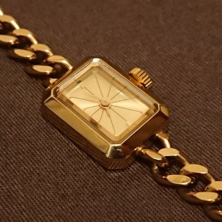 H.P.FRANCE（腕時計）のフリマアイテム一覧