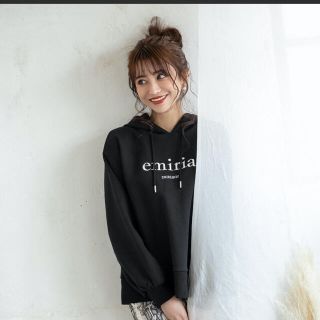 EmiriaWiz（パーカー）のフリマアイテム一覧