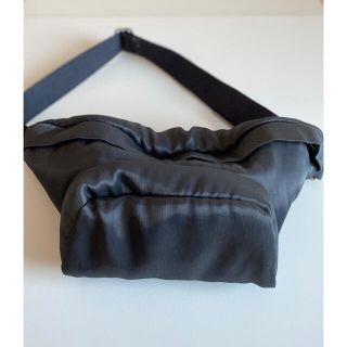 COS（ボディバッグ/ウエストポーチ）のフリマアイテム一覧