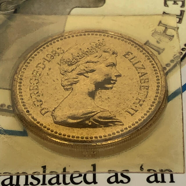イギリス 1ポンド硬貨 完全未使用 1983の通販 by n's shop｜ラクマ