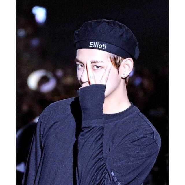 BTS テテ 着用 ベレー帽 の通販 by momo's shop｜ラクマ