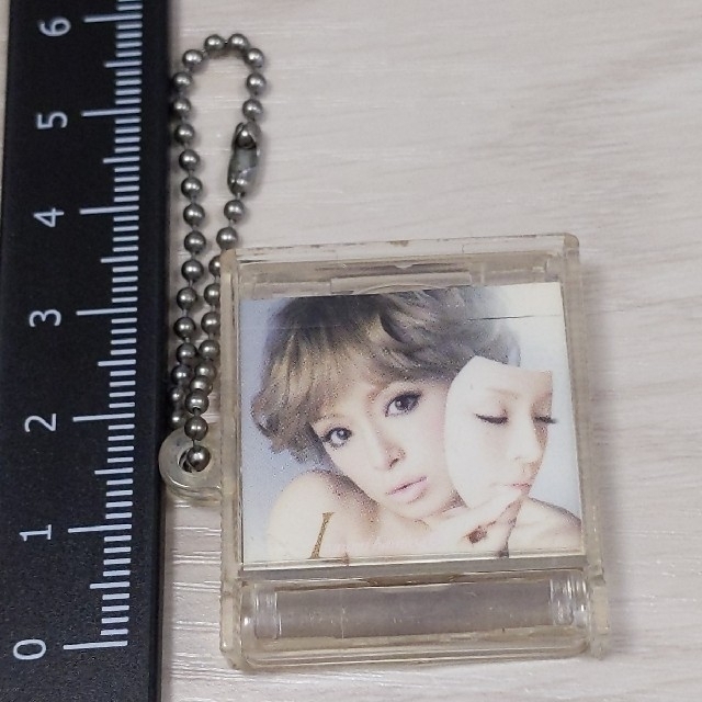 浜崎あゆみ ガチャ CDキーホルダー コンパクトCD キーチェーン CD風の