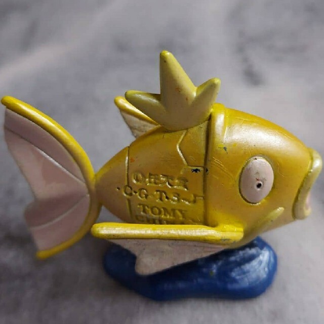 ☆レア☆ポケモンフィギュア 金のコイキングの通販 by トミー's shop