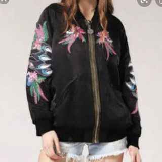 DIESEL（スカジャン）のフリマアイテム一覧