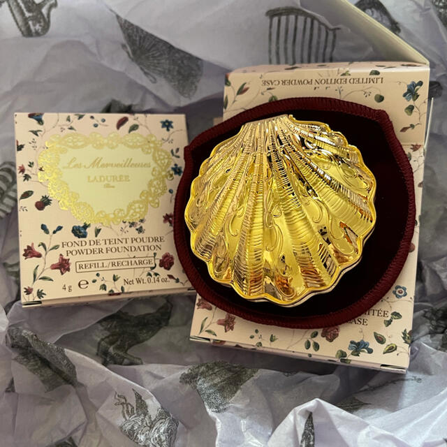ラデュレ貝殻モチーフの24K純金パウダーケース ファンデーション