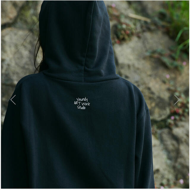 vaundy Mサイズパーカー 黒の通販 by おにぎり｜ラクマ