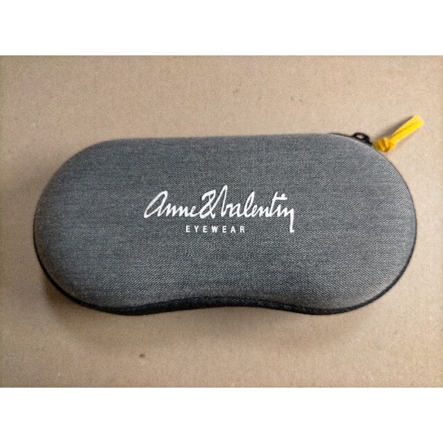 ANNE ET VALENTIN アンバレンタイン メガネケースの通販 by ボトル