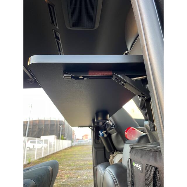 ハイエース200系 ナロー/ワイド用 折り畳みテーブル金具のみの通販 by