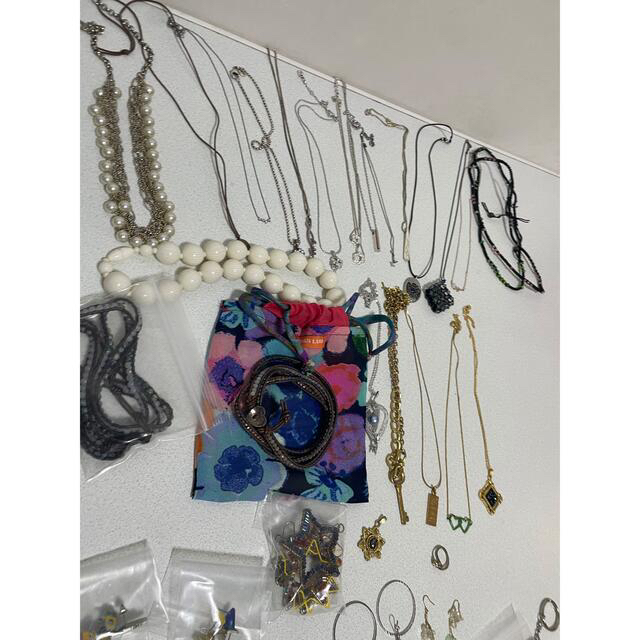 アクセサリーまとめ アクセサリーまとめ売り 2.2キロ アクセサリー