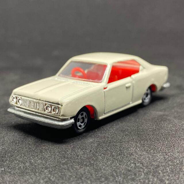 Takara Tomy - トミカ黒箱復刻版No.2 コロナマークⅡの通販 by ざっか