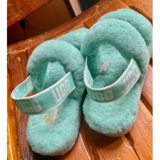 UGG - 完売。。。。。✨25✨可愛ターコイズ✨UGG✨OH YEAH✨厚底ファー