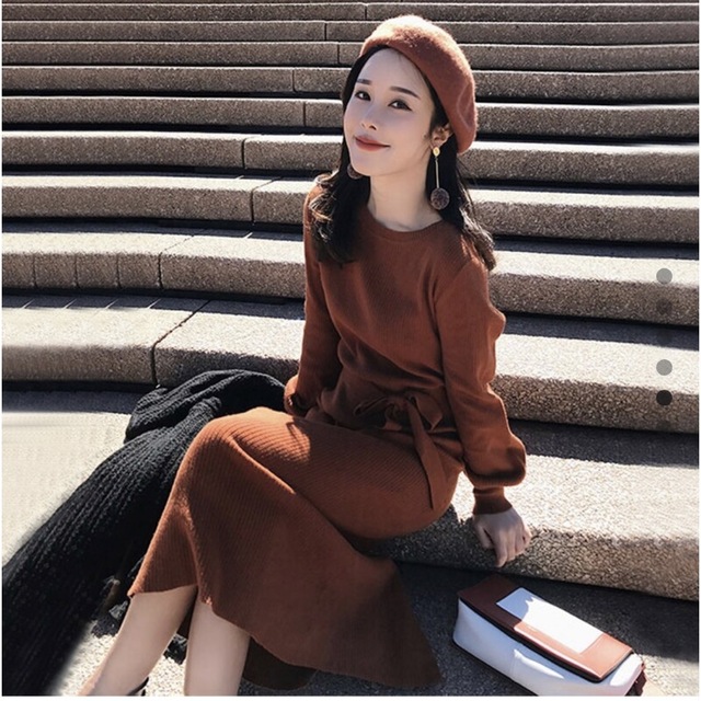 ニットワンピース、ブラウンの通販 by えりか's shop｜ラクマ