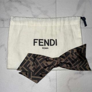 FENDI（バレッタ/ヘアクリップ）のフリマアイテム一覧