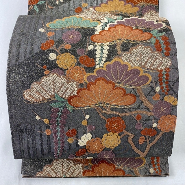 袋帯 名品 六通 正絹 美品 袋帯 名品 華文 ショップ 箔 金通し 金色 六