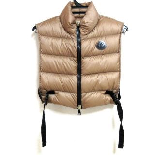 MONCLER（ダウンベスト ・ ブラウン/茶色系）のフリマアイテム一覧