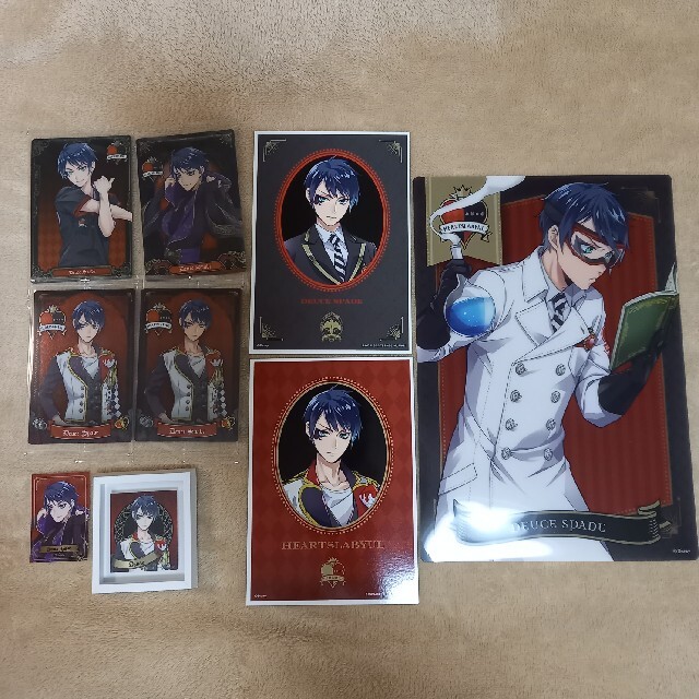 ツイステ デュース・スペード 9点セット まとめ売りの通販 by ロケット