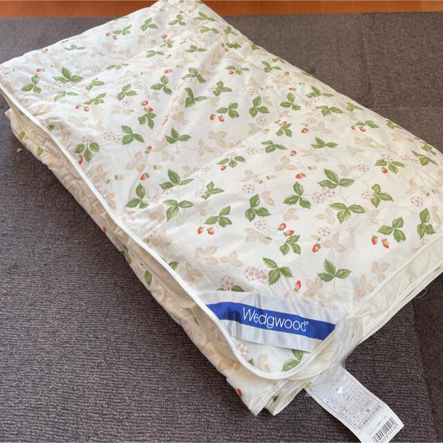 WEDGWOOD - ウェッジウッド 羽毛掛け布団 ワイルドストロベリー 未使用