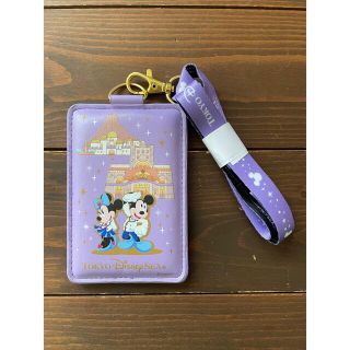 Disney - 東京ディズニーリゾート ネックストラップつき パスケースの