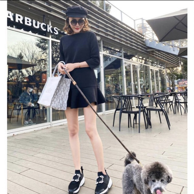 シェリエ sheller バックZIPスウェットミニワンピース フリル ブラック