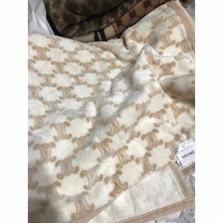 2030520128.jpg?1672306739