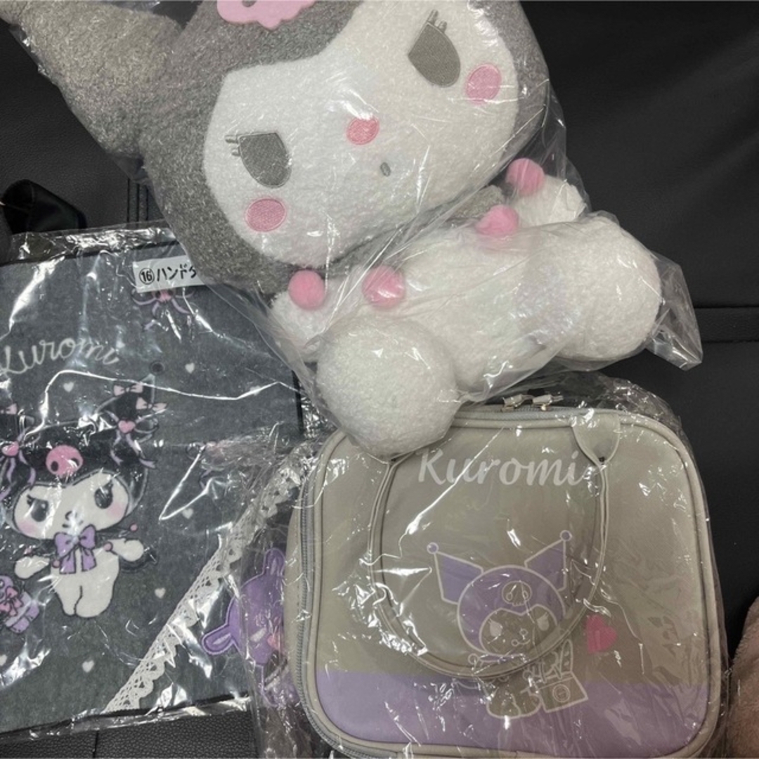 クロミちゃんグッズ4点セット バッグ/ぬいぐるみ/ポーチタオルの通販