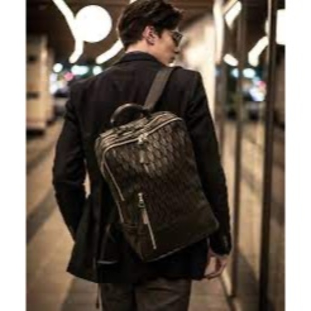 DECADE - DECADE リュック バックパックの通販 by iiiyasuhiro's shop