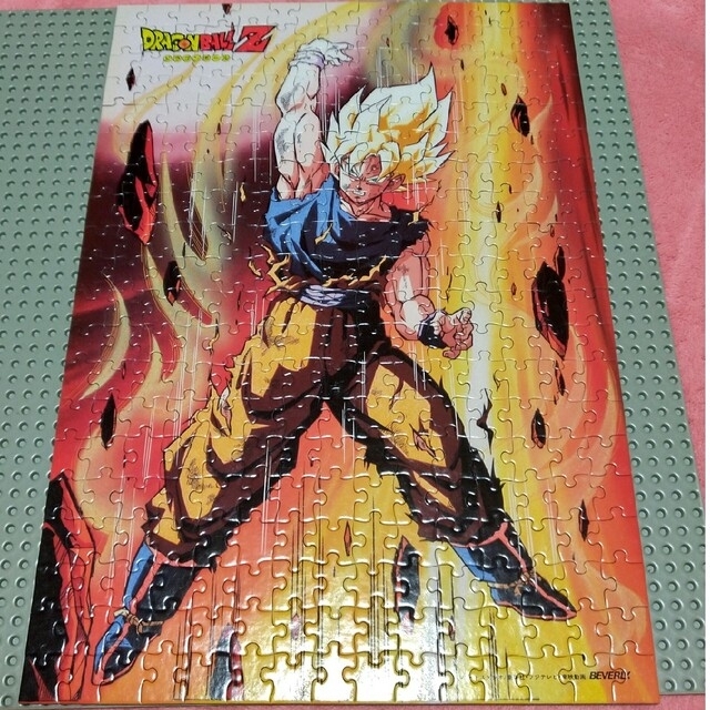 ドラゴンボールZ 孫悟空 (蓄光)ジグソーパズル 300ピースの通販 by に