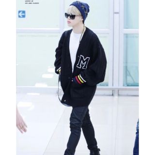 防弾少年団(BTS)（カーディガン）のフリマアイテム一覧