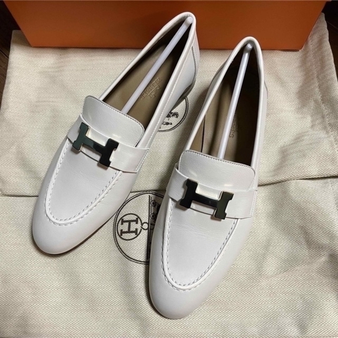 HERMES - エルメス Hermesモカシンパリ 白 36の通販 by Jane'shop