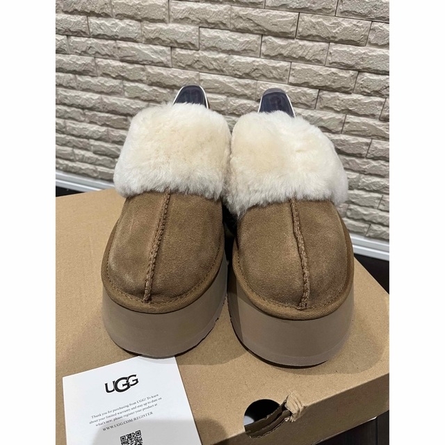 UGG - sold ugg アグ ファンケット FUNKETTE 厚底サンダル 23㎝の通販