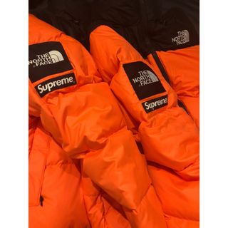 Supreme（ダウンジャケット ・ オレンジ/橙色系）のフリマアイテム一覧