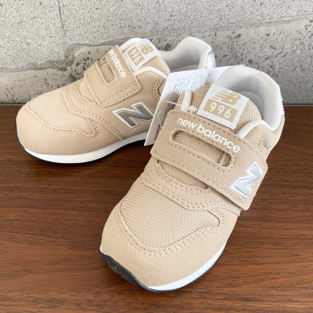 New Balance - 【新品】13.5センチ ベージュ ニューバランス