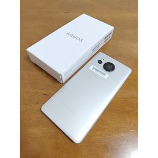 AQUOS - AQUOS sense 7 Plus シルバーの通販 by ぼうしぱん's shop