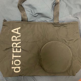 doTERRA（バッグ）のフリマアイテム一覧