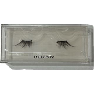 shu uemura（つけまつげ）のフリマアイテム一覧
