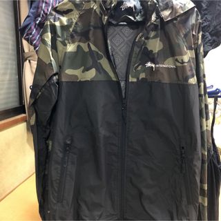 STUSSY（ナイロンジャケット）のフリマアイテム一覧