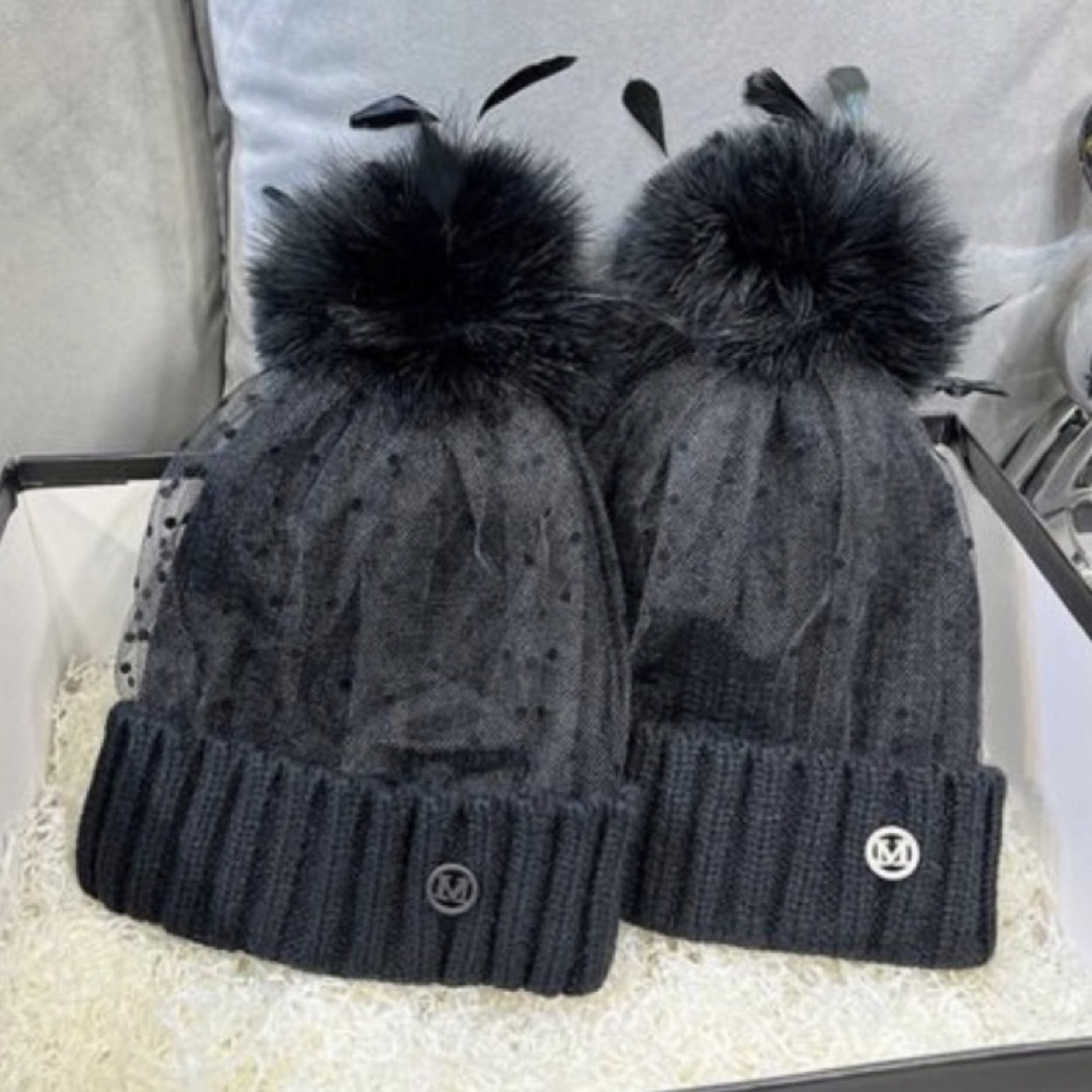 dholic - ファーポンポン付きドットチュールニット帽の通販 by