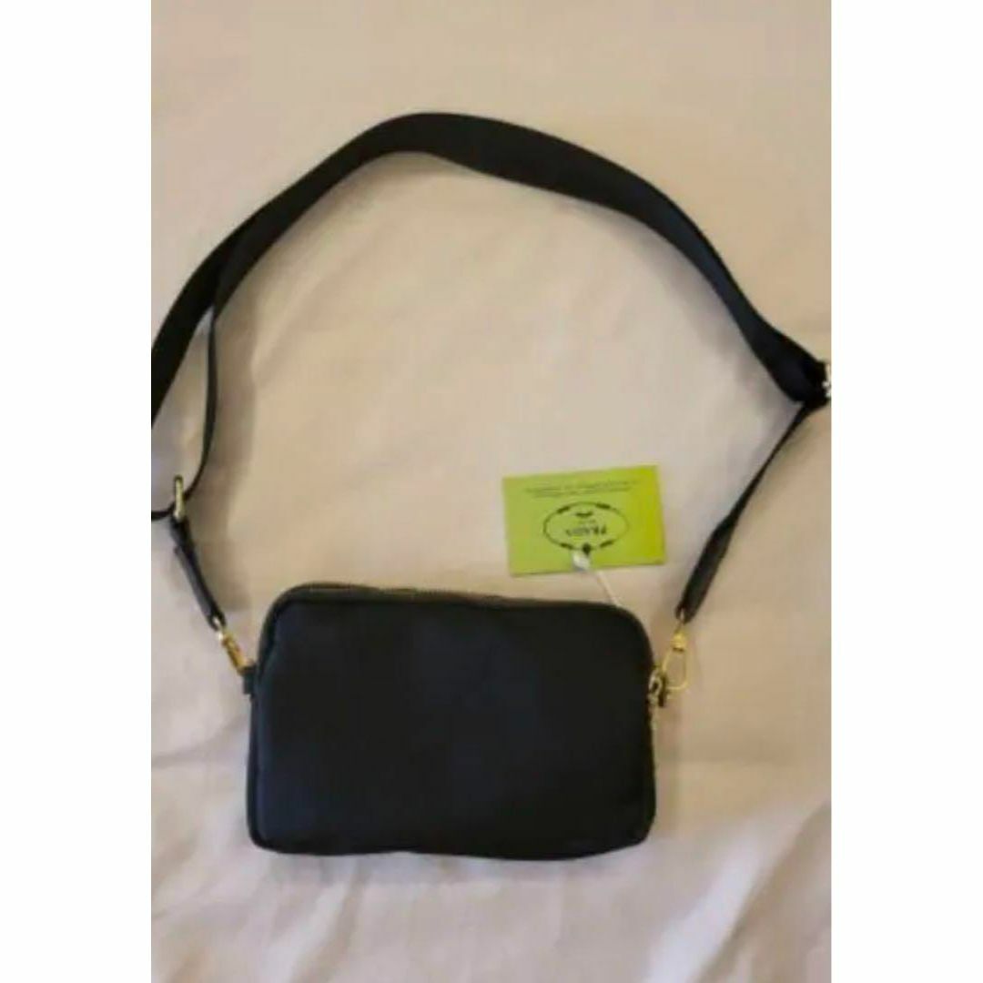 PRADA - 新品未使用。プラダ ポーチ ノベルティショルダーバッグの通販