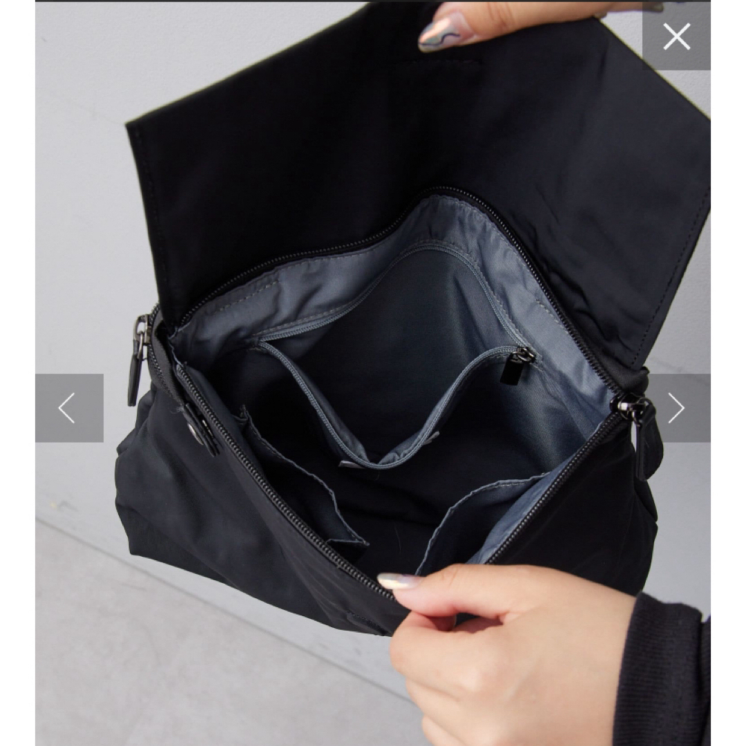 ear PAPILLONNER - 2024福袋 ear PAPILLONNERの撥水ショルダーバッグの