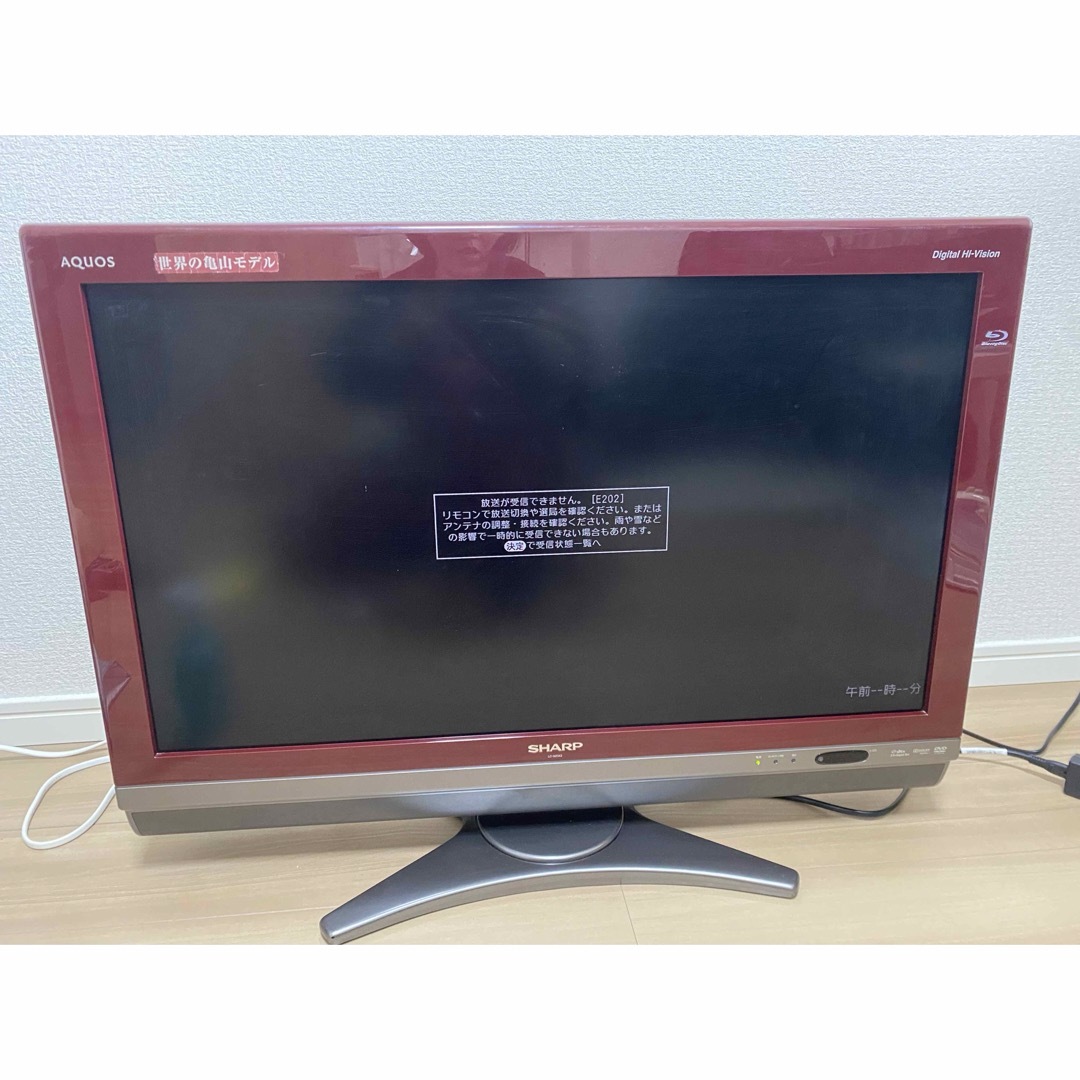 AQUOS - AQUOS世界の亀山モデルテレビ32インチ HDMIケーブルおまけ付き