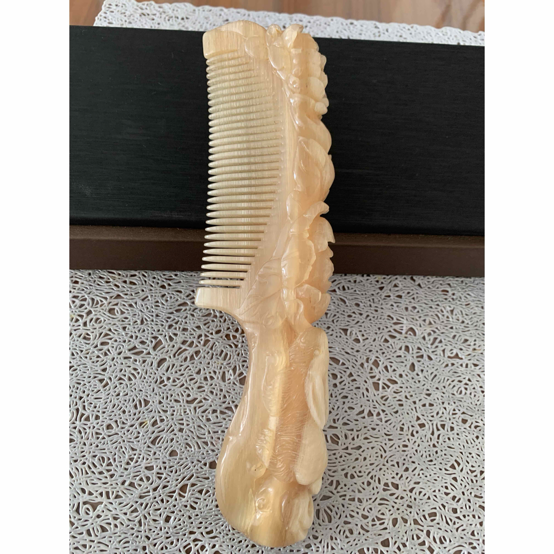 F-154天然高品質羊角うさぎフラワー彫り頭皮マッサージ櫛くし健康を守る