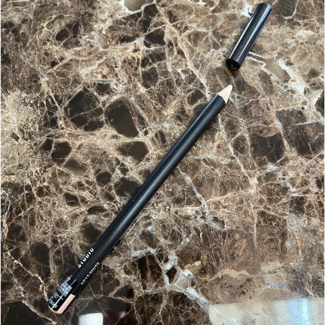 MAC - スタジオクロマグラフィックペンシル NC15／NW 20の通販 by