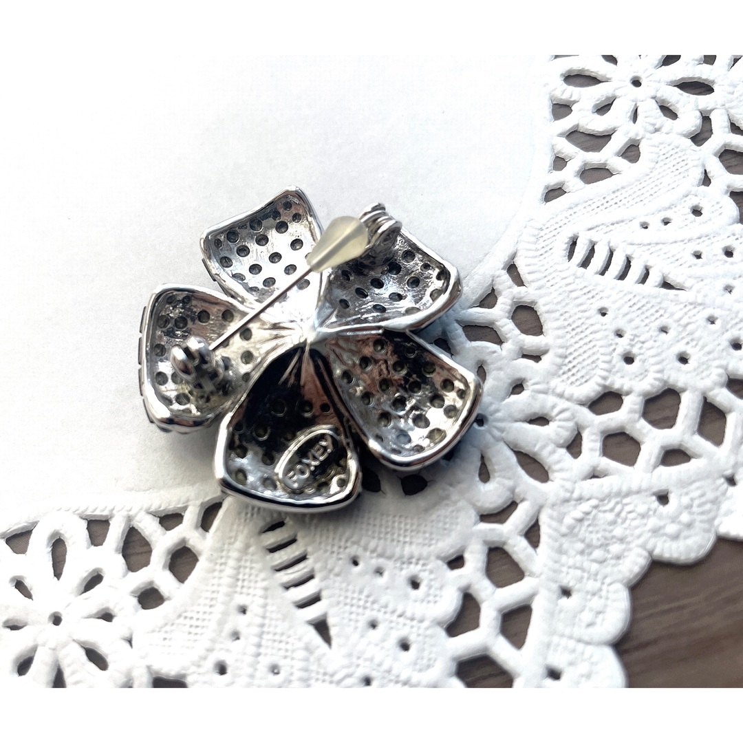 FOXEY - FOXY フォクシー お花 フラワー ブローチ スワロフスキー ＋