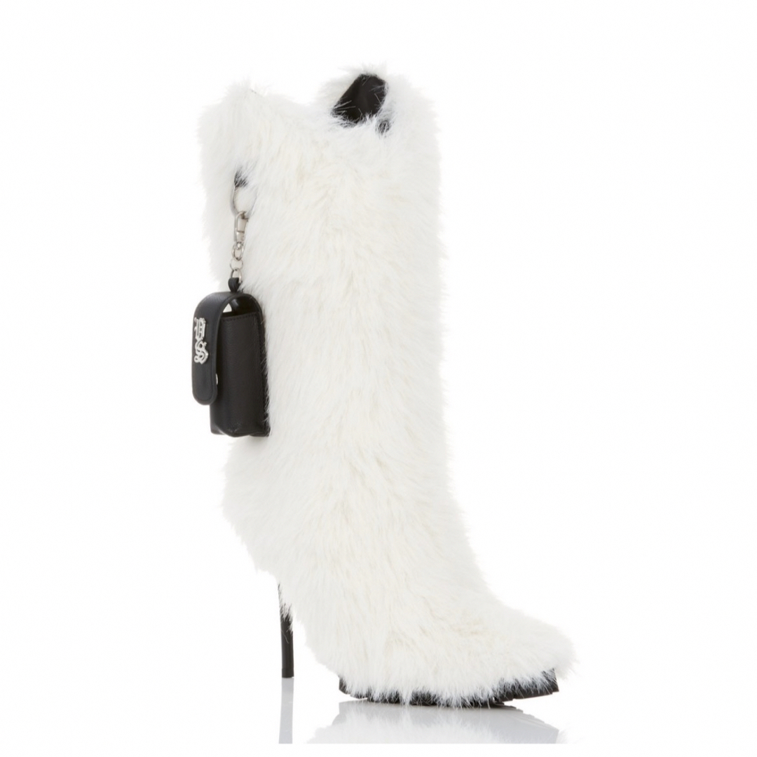 Yellow boots - YELLO ファーブーツの通販 by Momo.SHOP♡｜イエロー