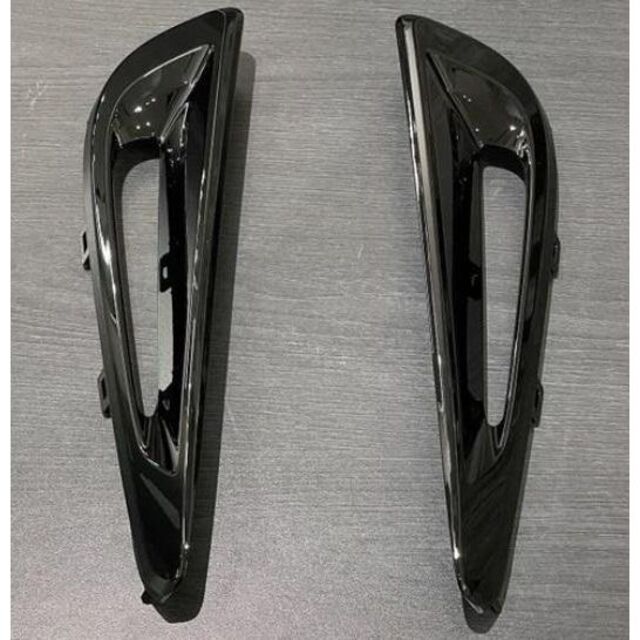 新品 トヨタ純正】プリウス 50後期 / サイドポンツーン / LEDセットの