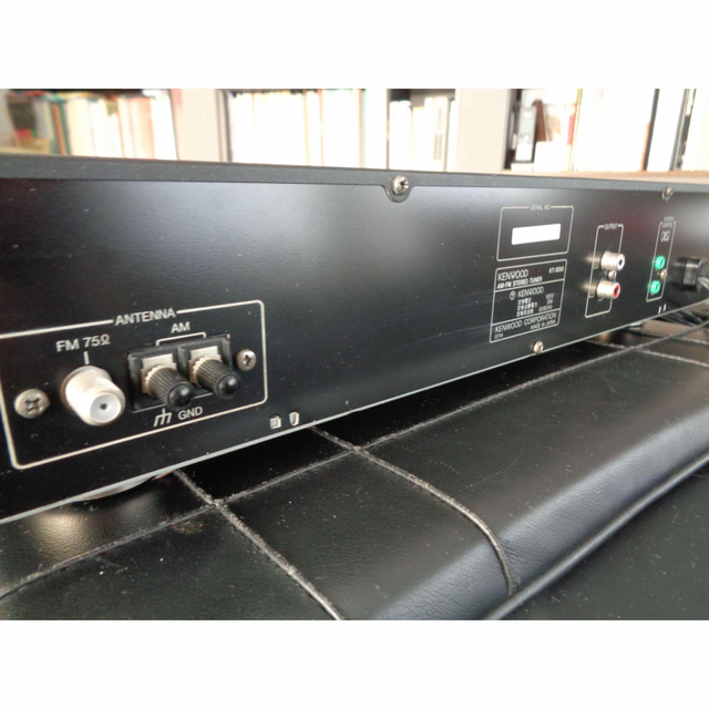ケンウッド FM/AMチューナー KT-3050 リモコン付き（ジャンク）